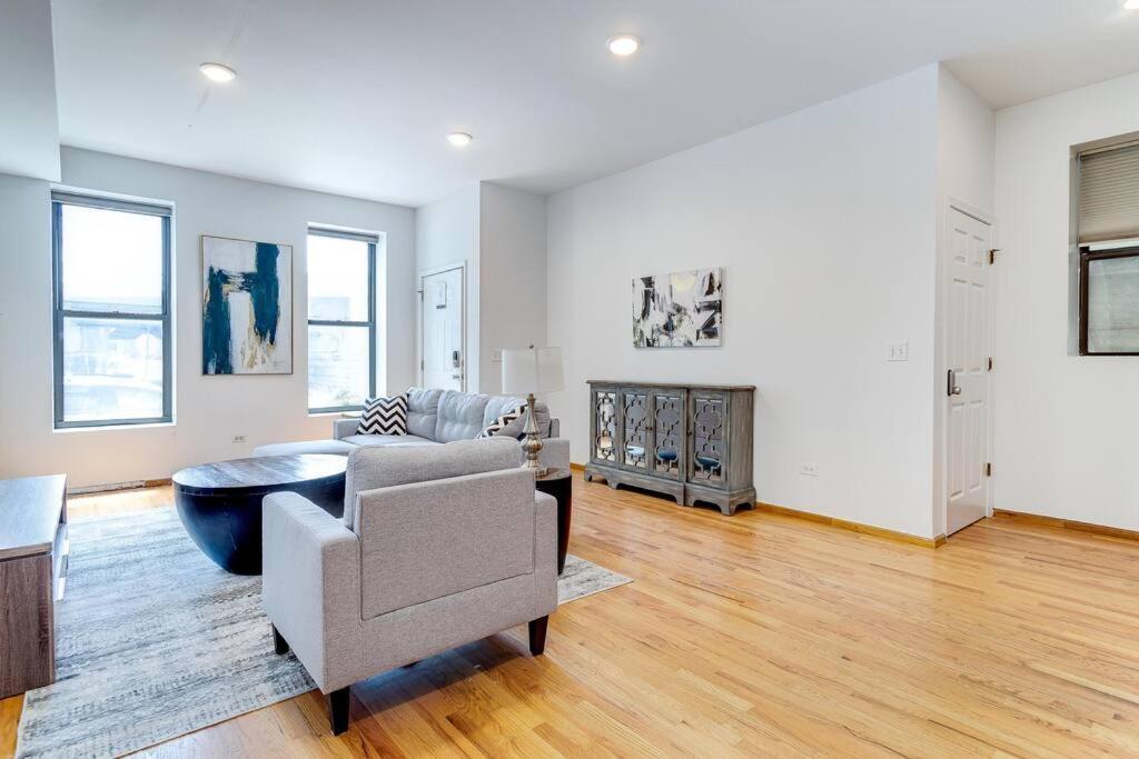 Goose Island Central Downtown Prime Location With Access To Patio Chi - 1 Чикаго Экстерьер фото